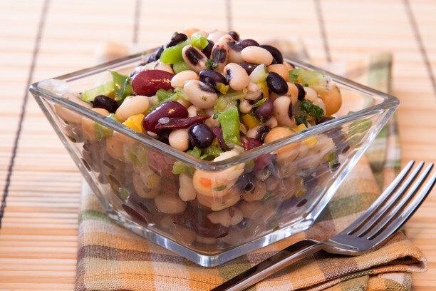 12 продуктов, которые хорошо есть во время месячных