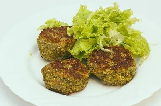 Постные рецепты: карри, гречневые котлеты, соба и еще 4 вкусных блюда