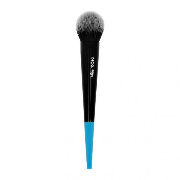 Кисть для тональной основы `DECO.` REBEL flawless base