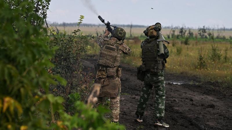 Группировка "Юг" продолжила продвижение в глубину обороны противника